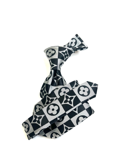 LV Square 3 | Black & White | Tie & Pocket Square